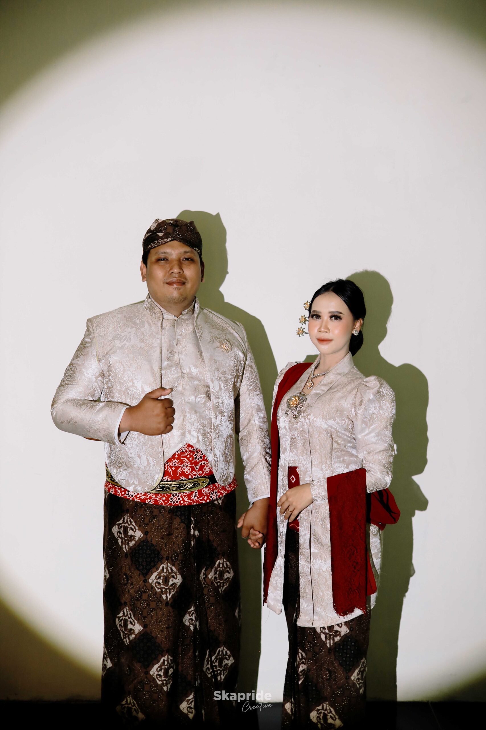 Indri & Gradian 12