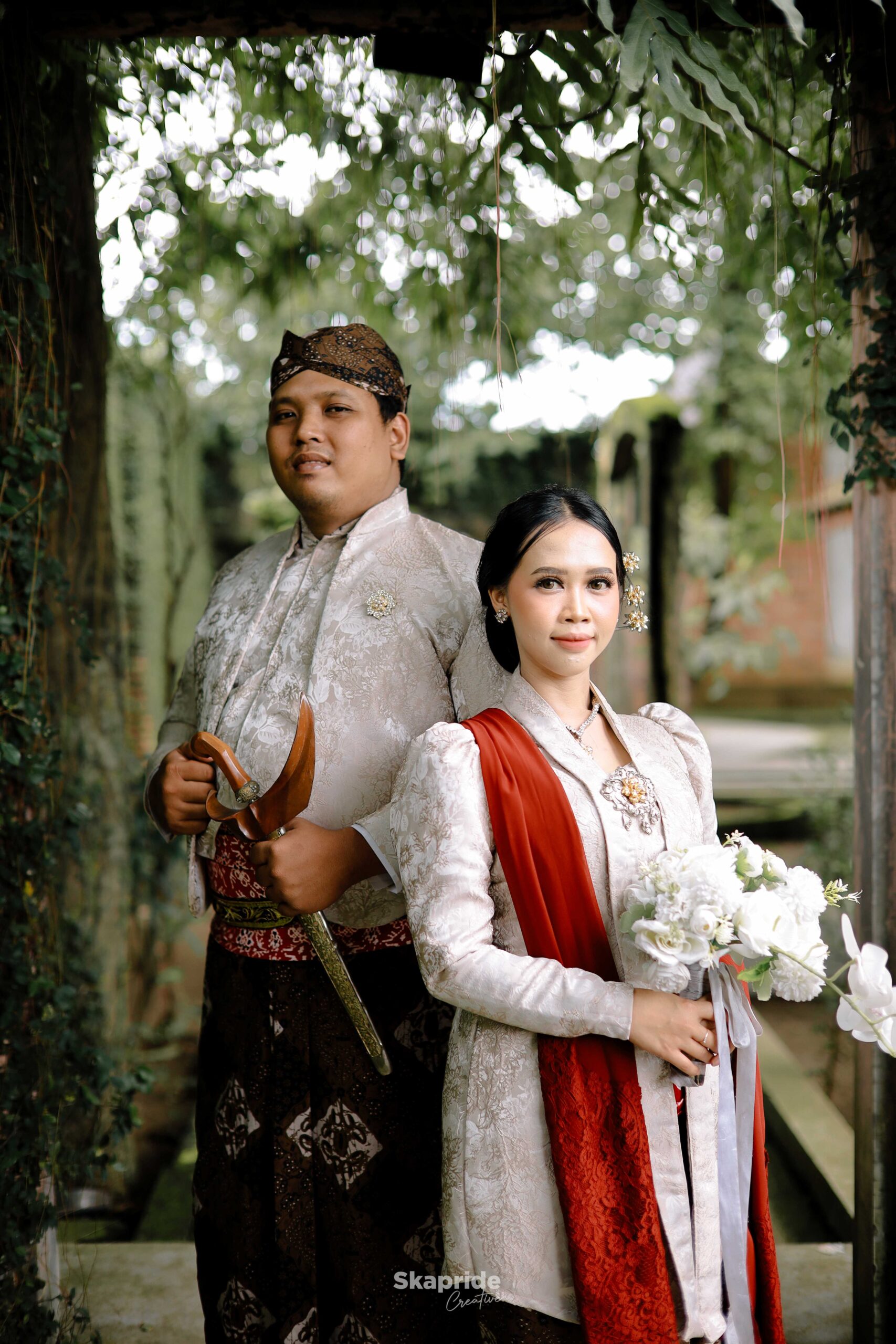 Indri & Gradian 15