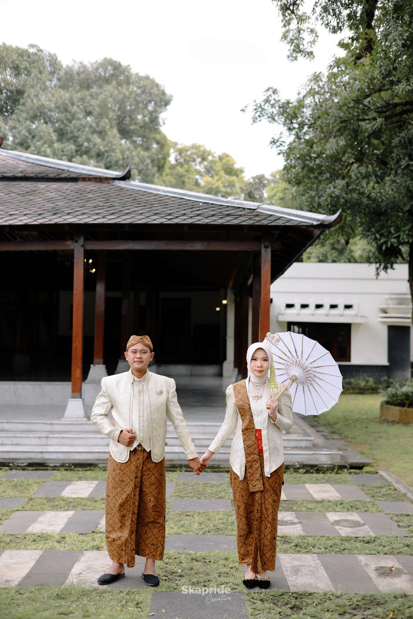 Sanah & Bagas 09