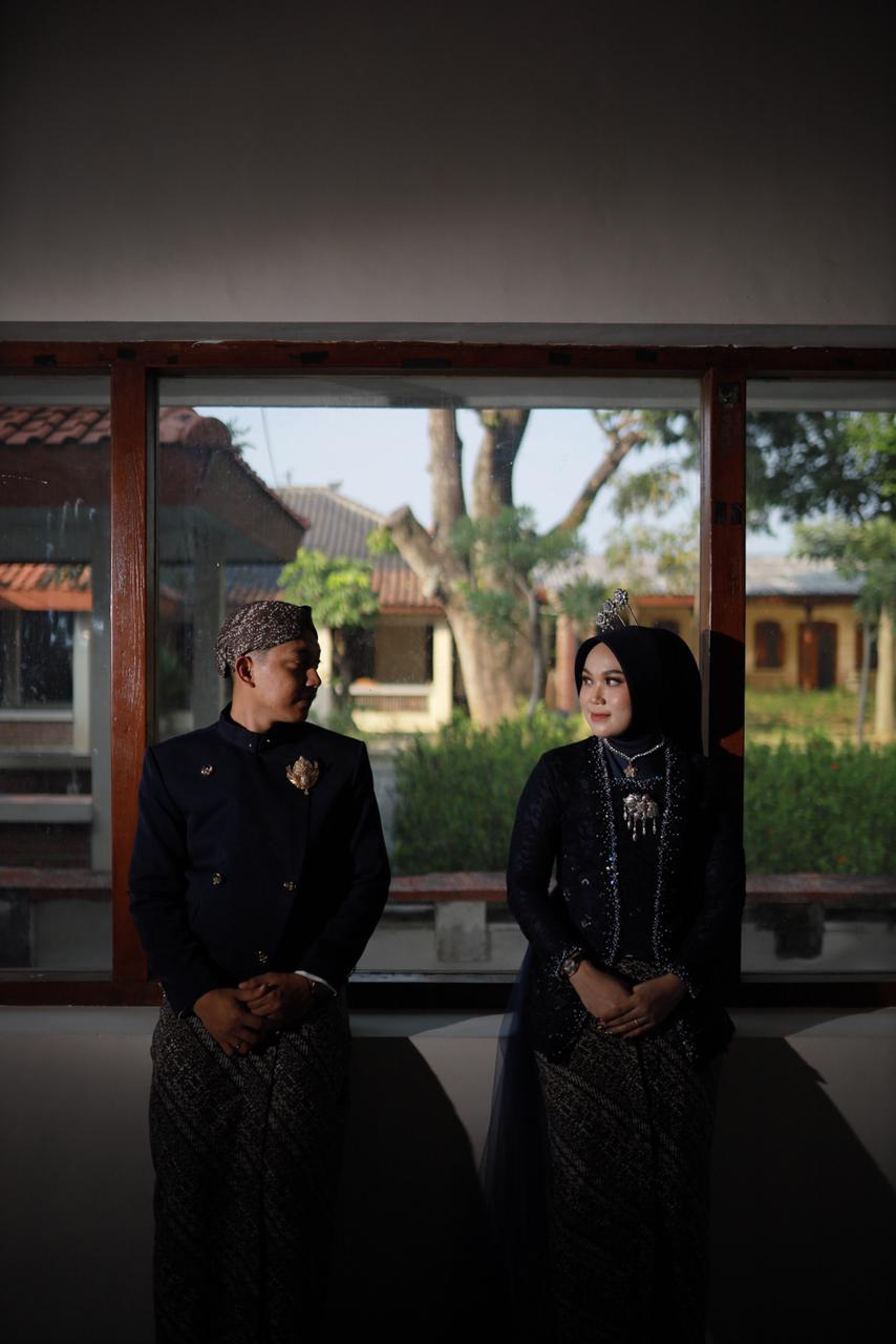 Astuti & Gilang 11