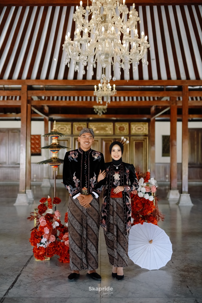 Fitri & Yoga 12