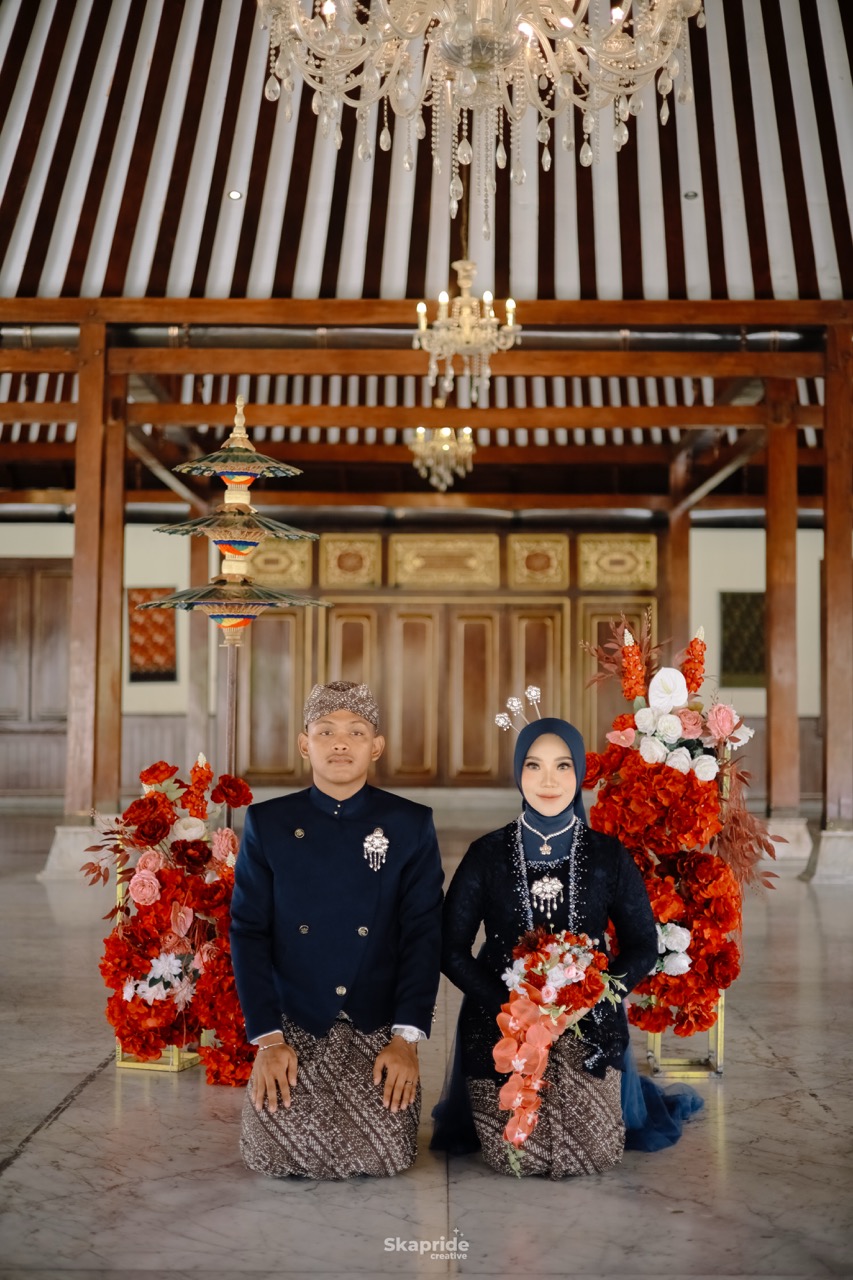 Dinda & Annis 20