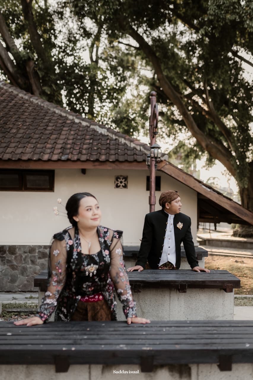 Ester & Yuda 02