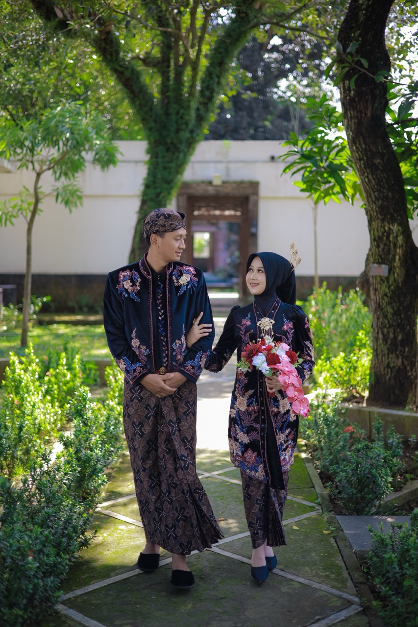 Riza Ambar & Hasyim Alim 09