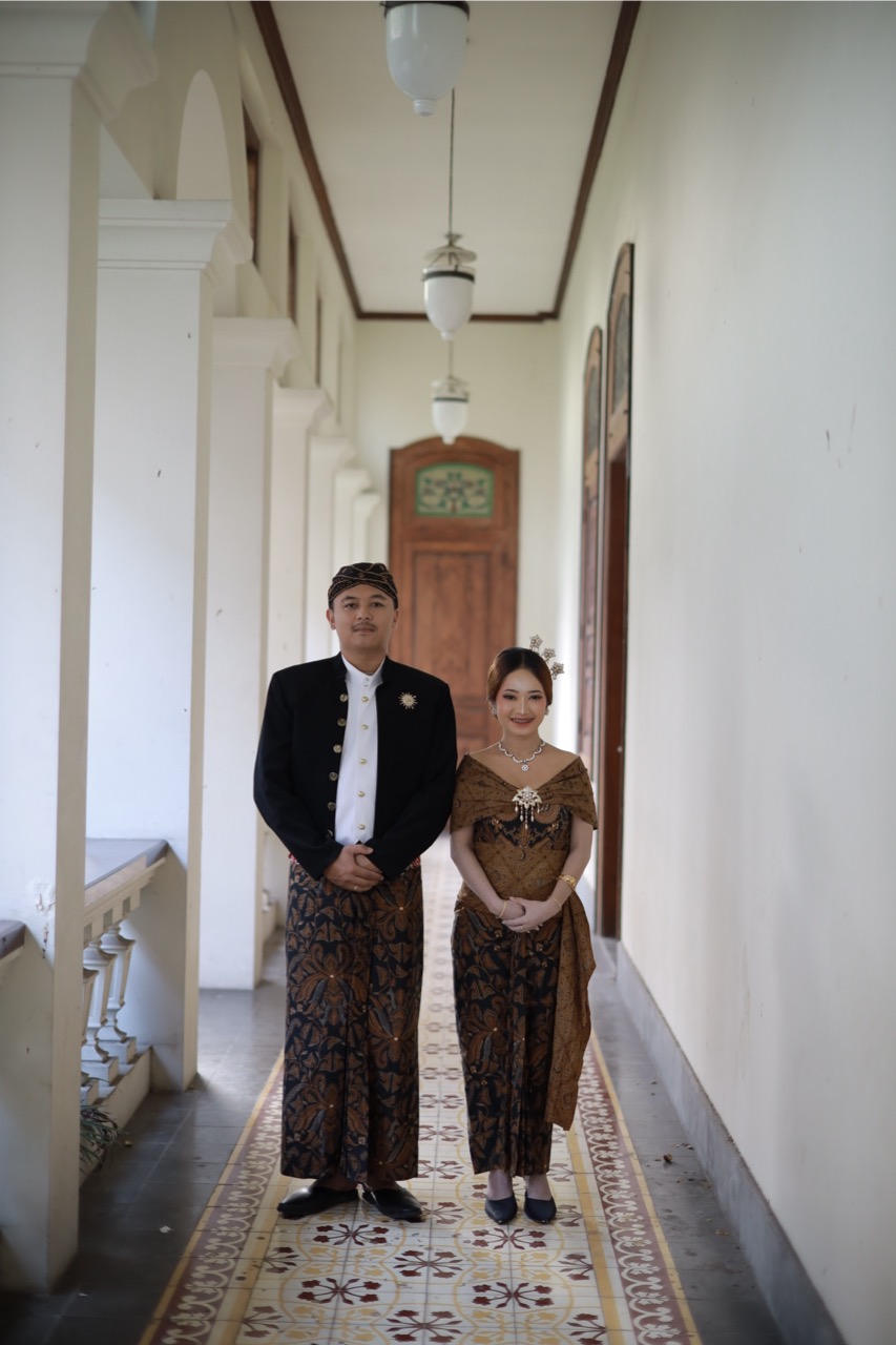 Siwi & Raka 01