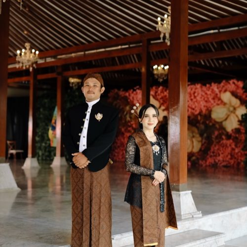 Desi & Anton 01