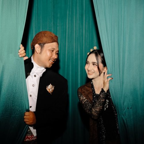 Desi & Anton 10